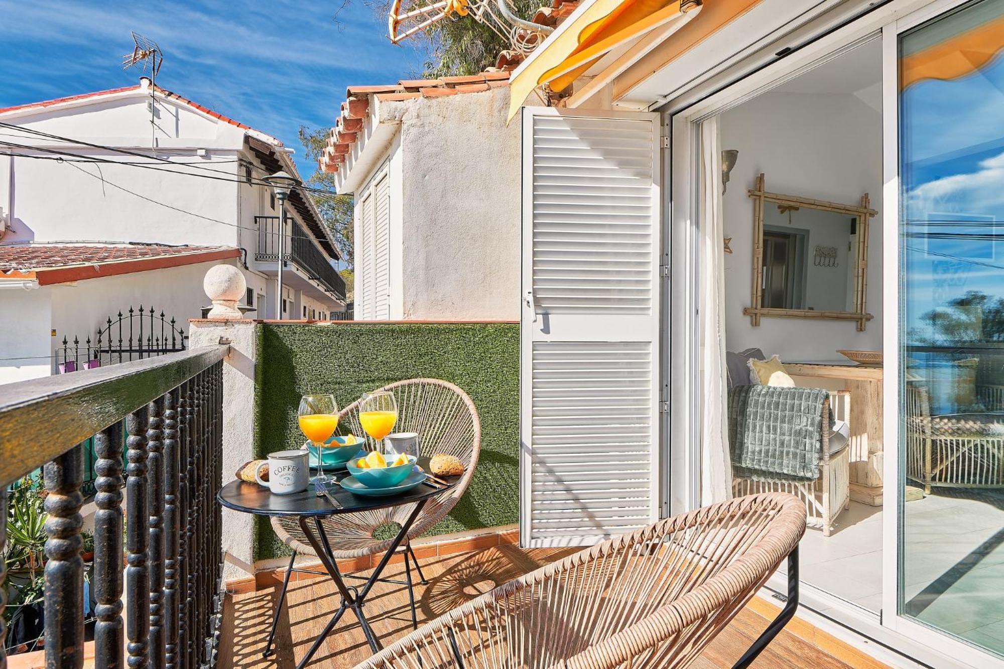 Pedregalejo Designe & Beach Malaga Exterior photo